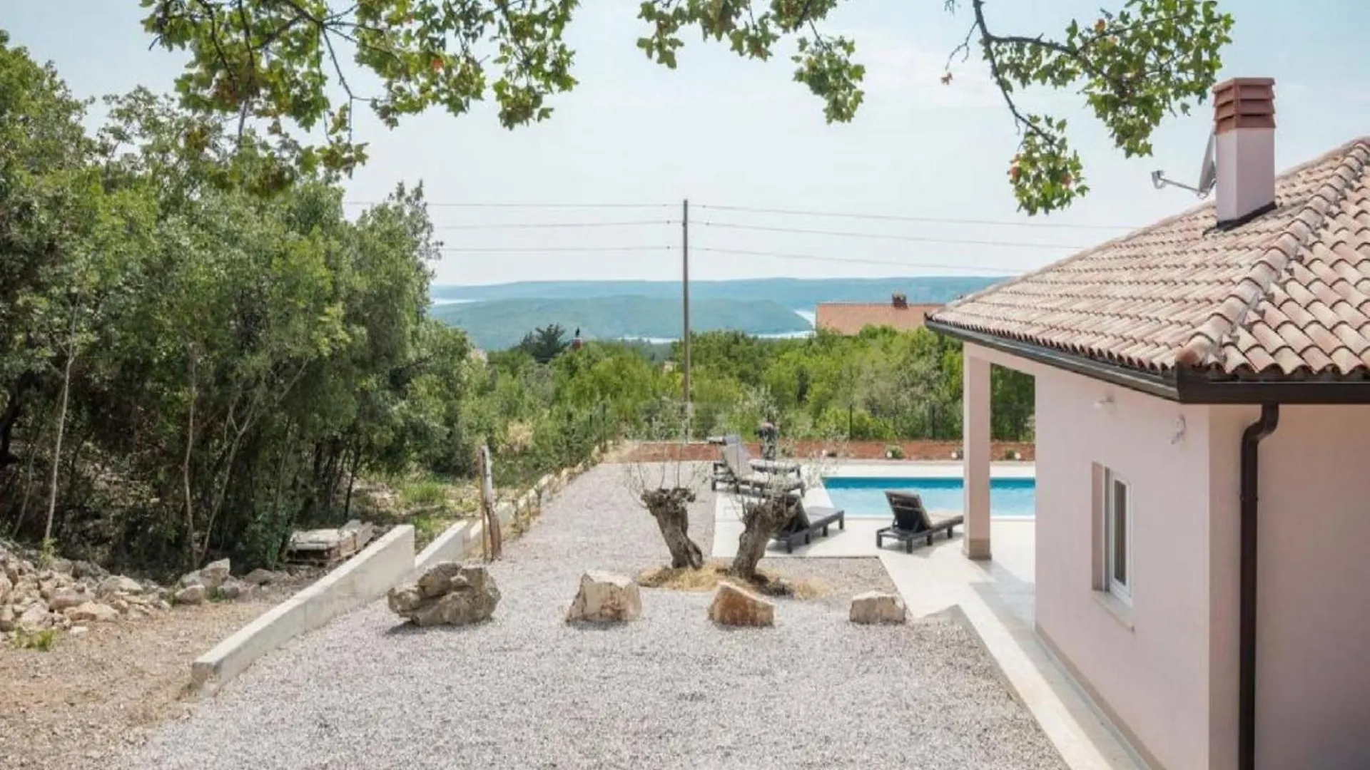 Three Bedroom Villa, Pool, Private Garden 拉宾 克罗地亚