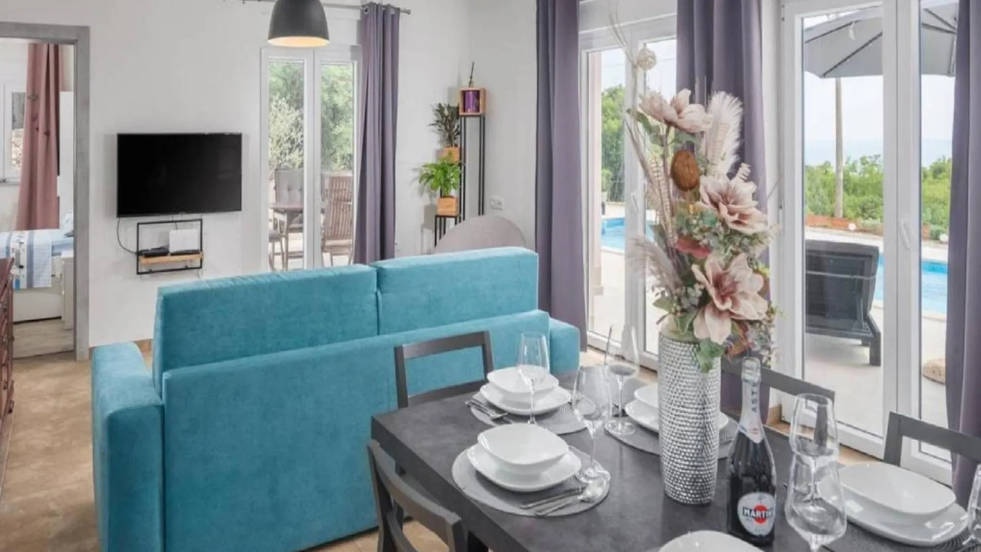 Three Bedroom Villa, Pool, Private Garden 拉宾 别墅