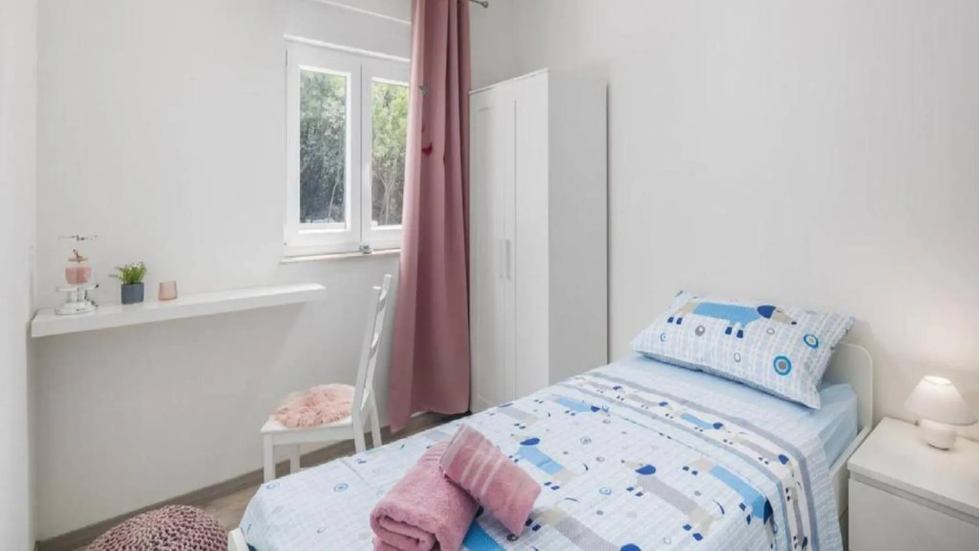Three Bedroom Villa, Pool, Private Garden 拉宾 0*,
